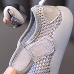 Charger l'image dans la galerie, Été Pro© | Chaussures pieds nus antidérapantes et ergonomiques pour tout-petits
